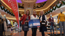 Gewinnerin der dodenhof Kreuzfahrtverlosung