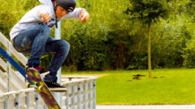 Jump Boxes, Half Pyramid, Rampen und Rails