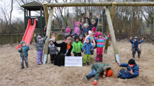 Norderstedter Bank besucht Regenbogenkinder
