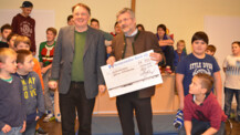 Spendenübergabe an Kirchengemeinde (Fotogalerie) 