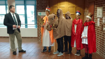 Sternsinger segnen Rathaus der Stadt Kaltenkirchen