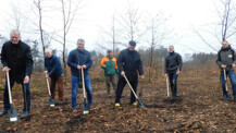 Spende für Wiederbewaldungsprojekt im Freizeitpark