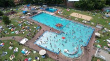 Beats am Beckenrand und OpenAir-Kino: Sommerlicher Ferienabschluss im Freibad Quickborn