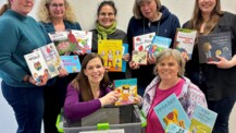 Lesung erklärt Kindern psychische Erkrankungen – Über 50 Bücherkisten in Grundschulen verteilt